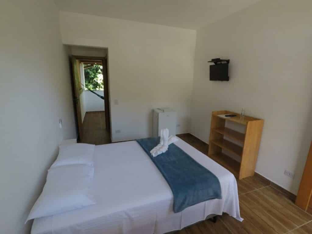 quarto da Pousada Recanto das Margaridas em Boiçucanga