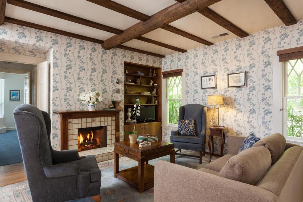 Cheshire Cat Inn Bed and Breakfast