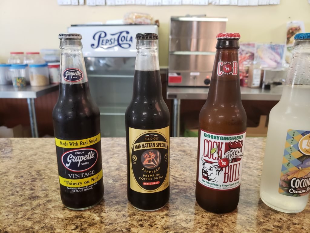 vários tipos de sodas para degustaçao
