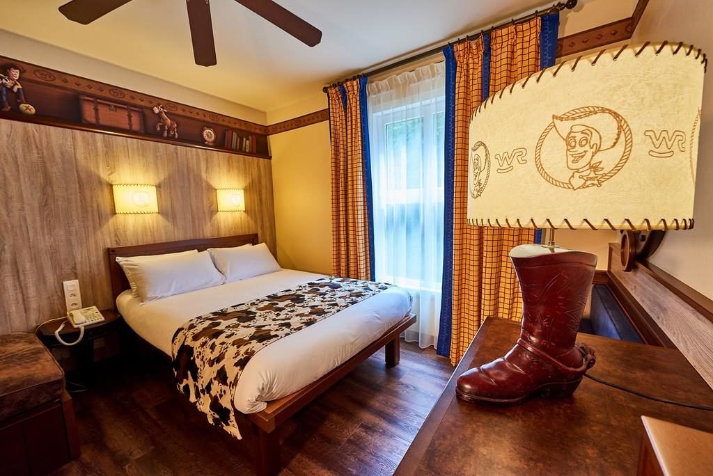 O quarto no Disney