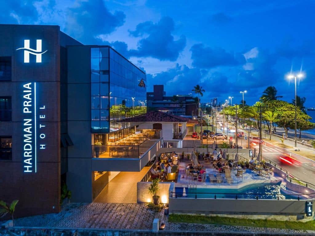 Hardman Praia Hotel
