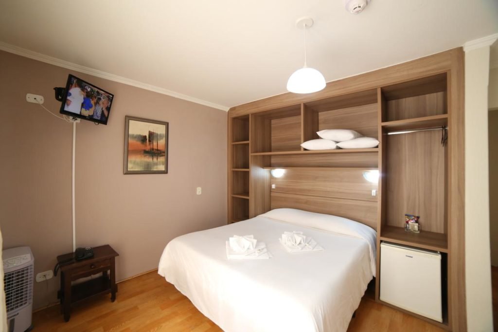 Quarto do JB Hotel em Campos