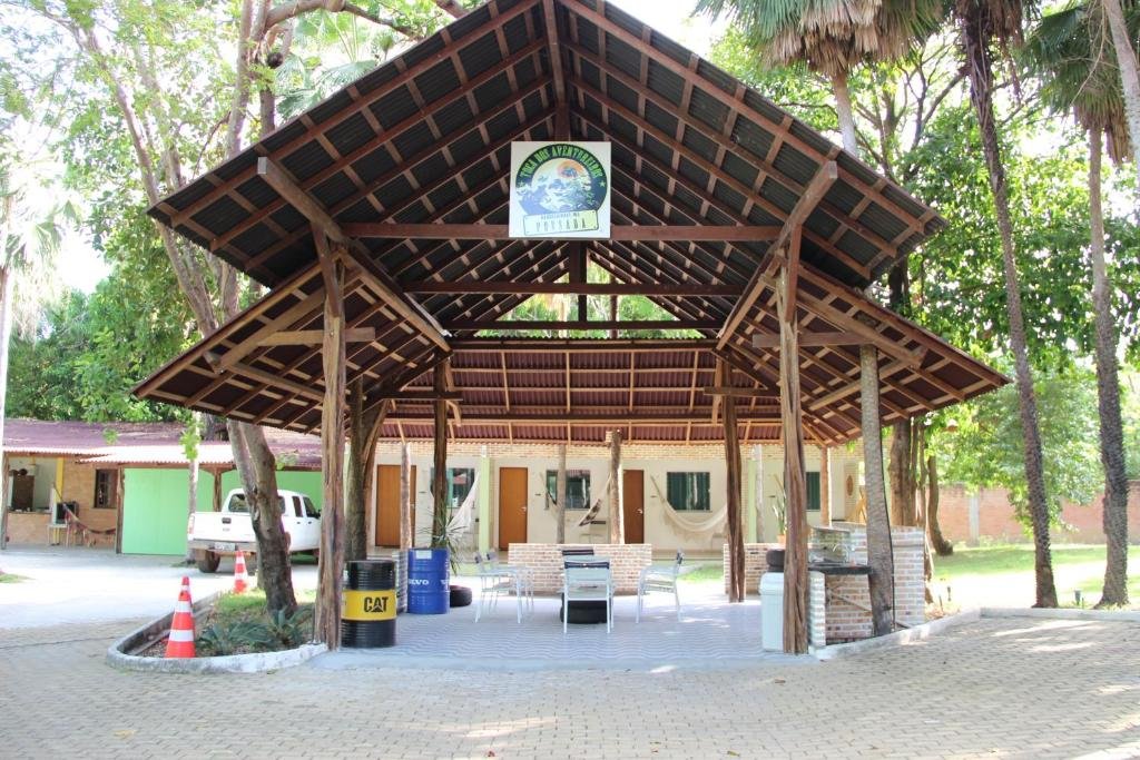 Área externa da Pousada Toca dos Aventureiros, em Barreirinhas